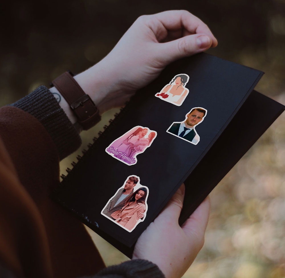 Sticker Universe 0325_edser