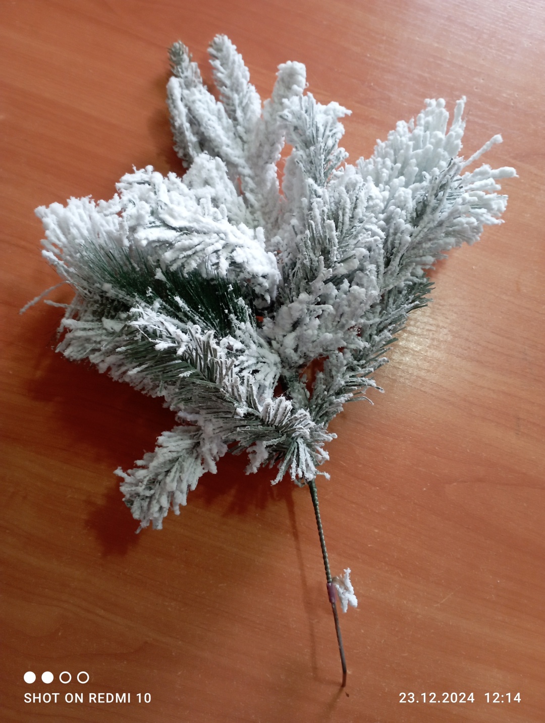 Ветка заснеженная 45см 45 см 1 шт